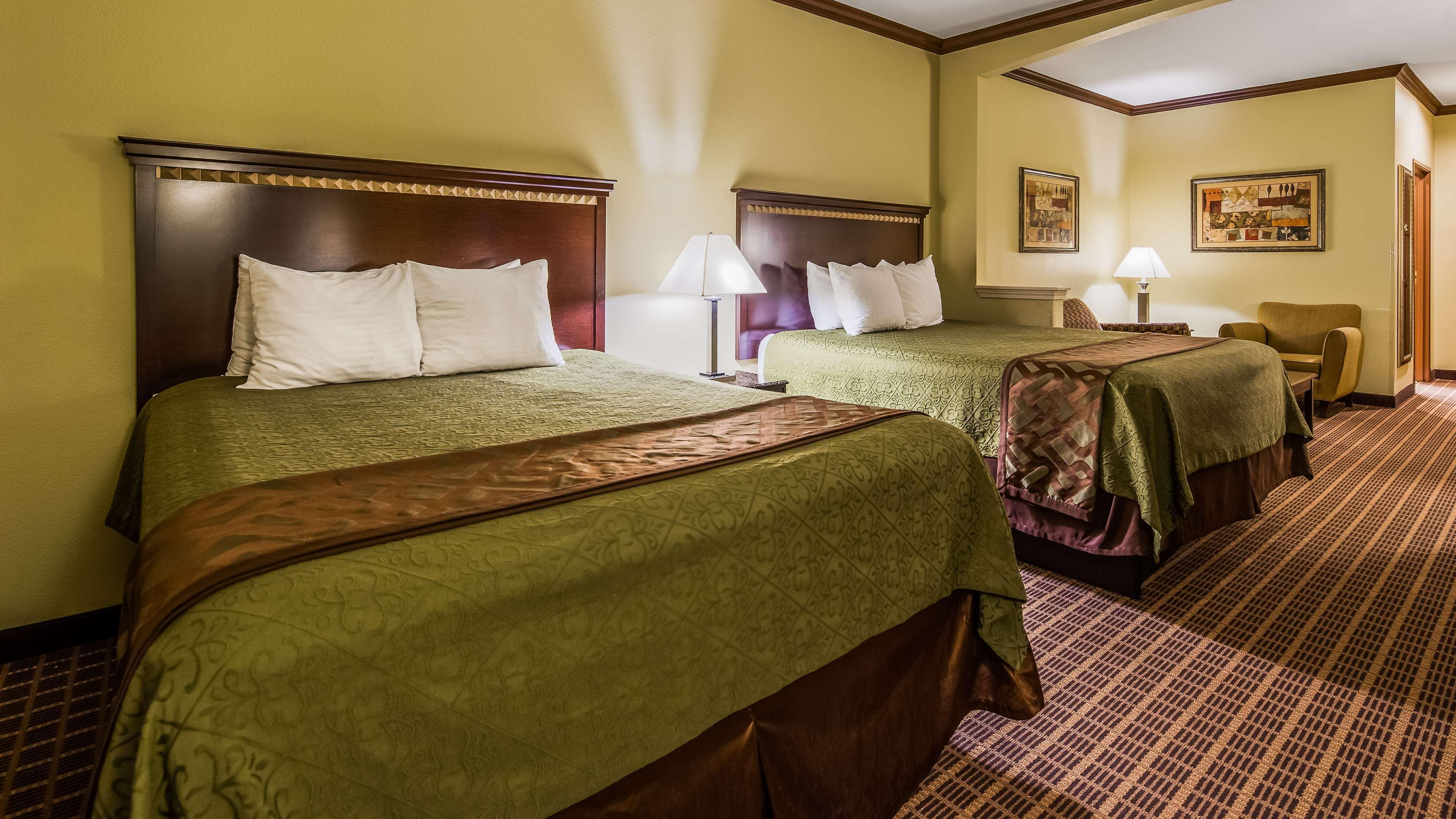 Western Worth & Locanda Lake Worth